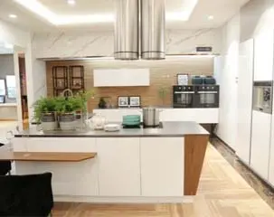 Armadietto da cucina in acciaio inossidabile Baineng · La valutazione del desiderio del vento per l'armadietto da cucina personalizzato di lusso leggero (1)