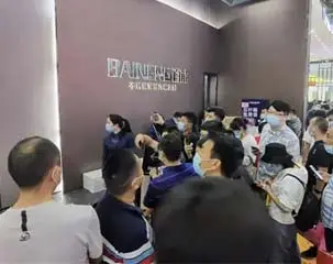 Il primo giorno alla mostra di arredamento per la casa su misura di Guangzhou, gli armadi della nuova serie Baineng hanno acceso la folla!